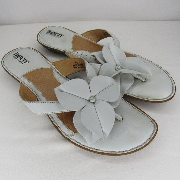 Born Light Blue Leather Flip Flops Floral Sandals Summer Women's 10 - Picture 1 of 8